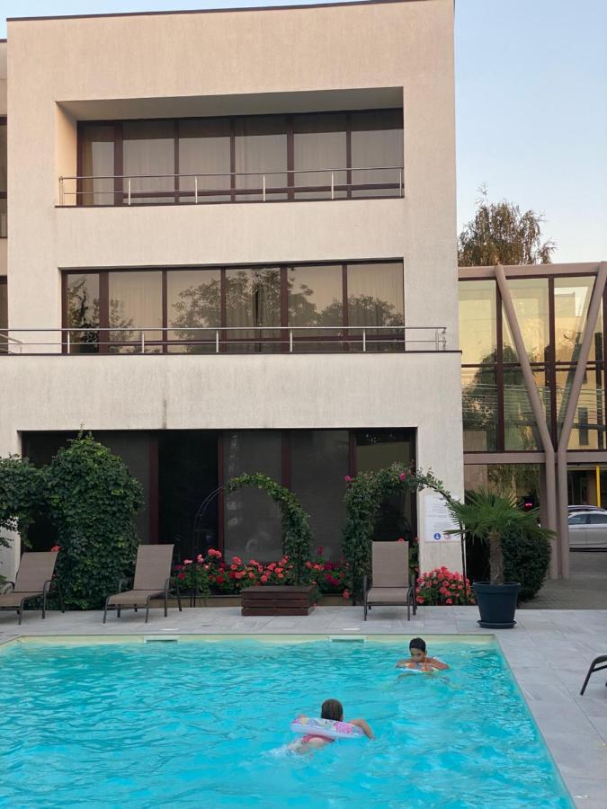 Hotel Perla ทิมิชัวรา ภายนอก รูปภาพ