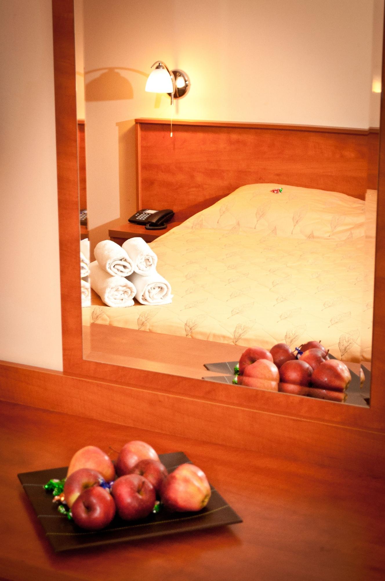 Hotel Perla ทิมิชัวรา ภายนอก รูปภาพ