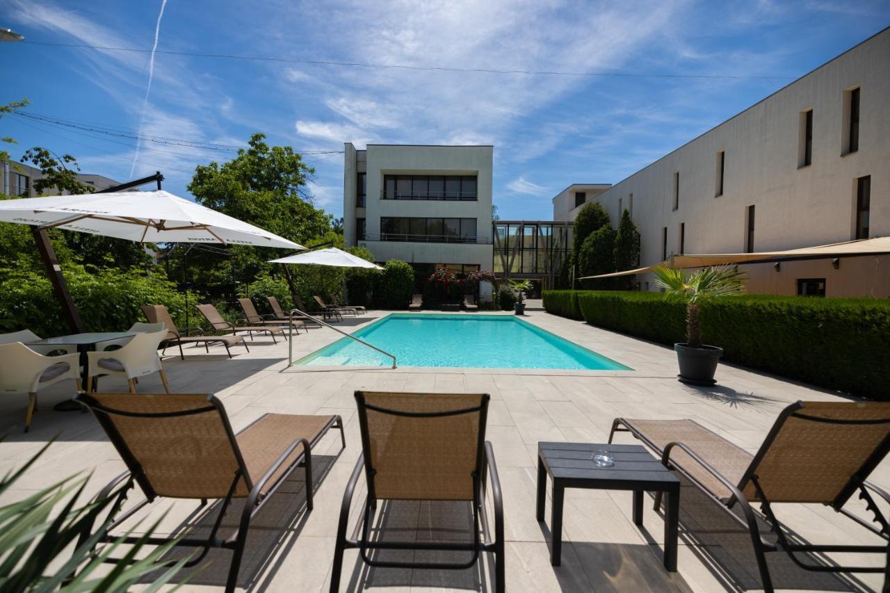 Hotel Perla ทิมิชัวรา ภายนอก รูปภาพ