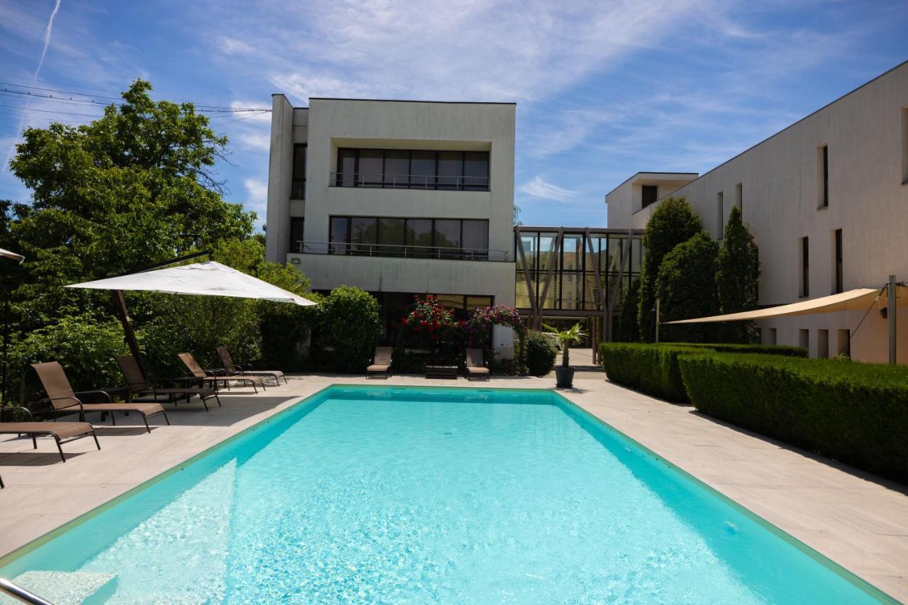 Hotel Perla ทิมิชัวรา ภายนอก รูปภาพ