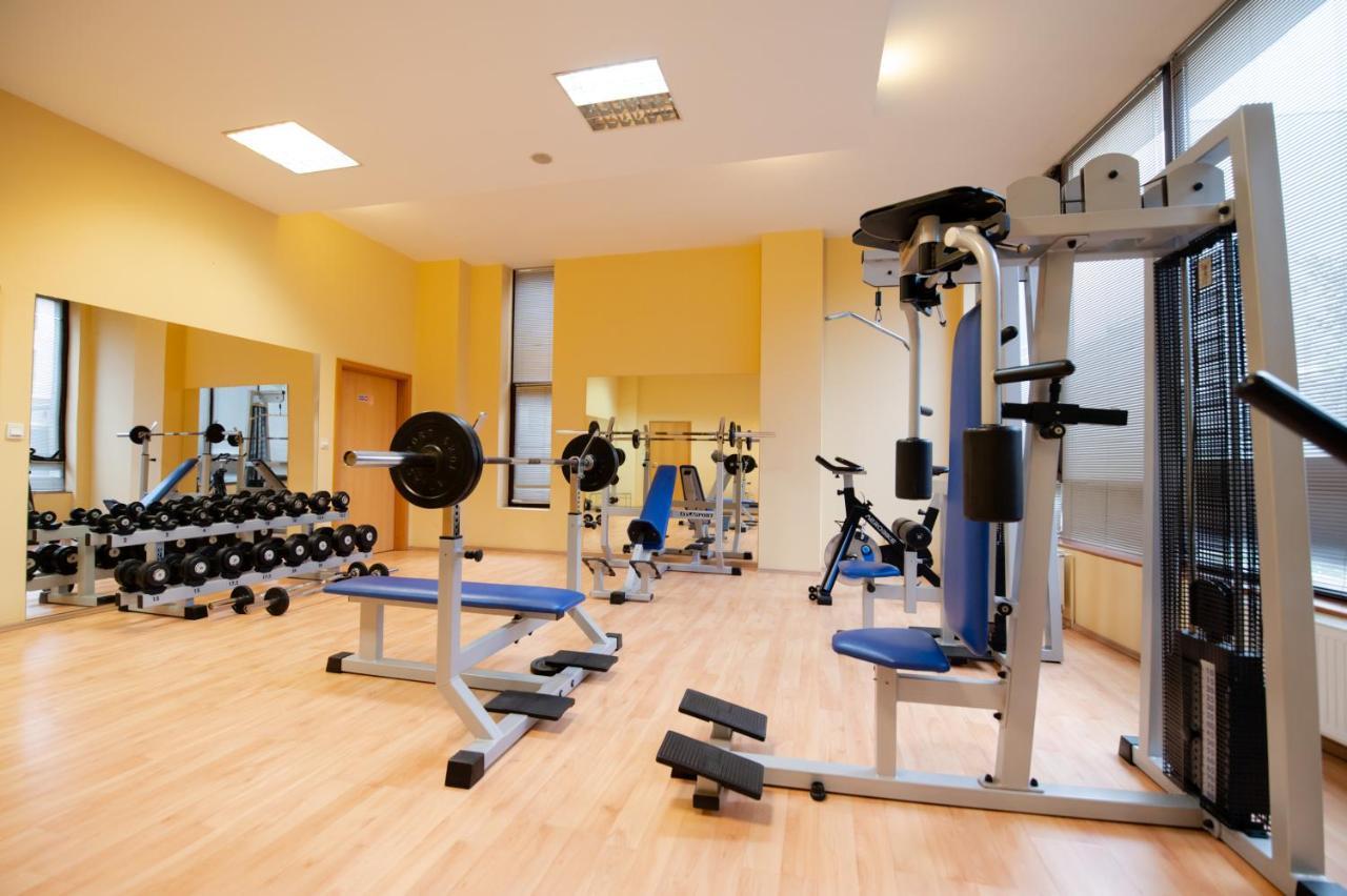 Hotel Perla ทิมิชัวรา ภายนอก รูปภาพ