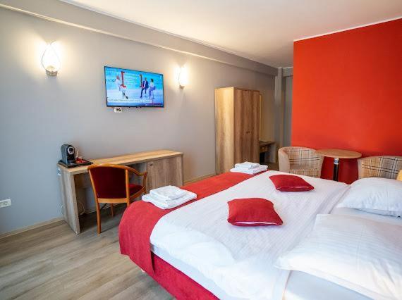 Hotel Perla ทิมิชัวรา ภายนอก รูปภาพ