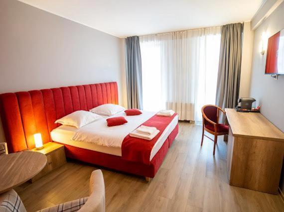 Hotel Perla ทิมิชัวรา ภายนอก รูปภาพ